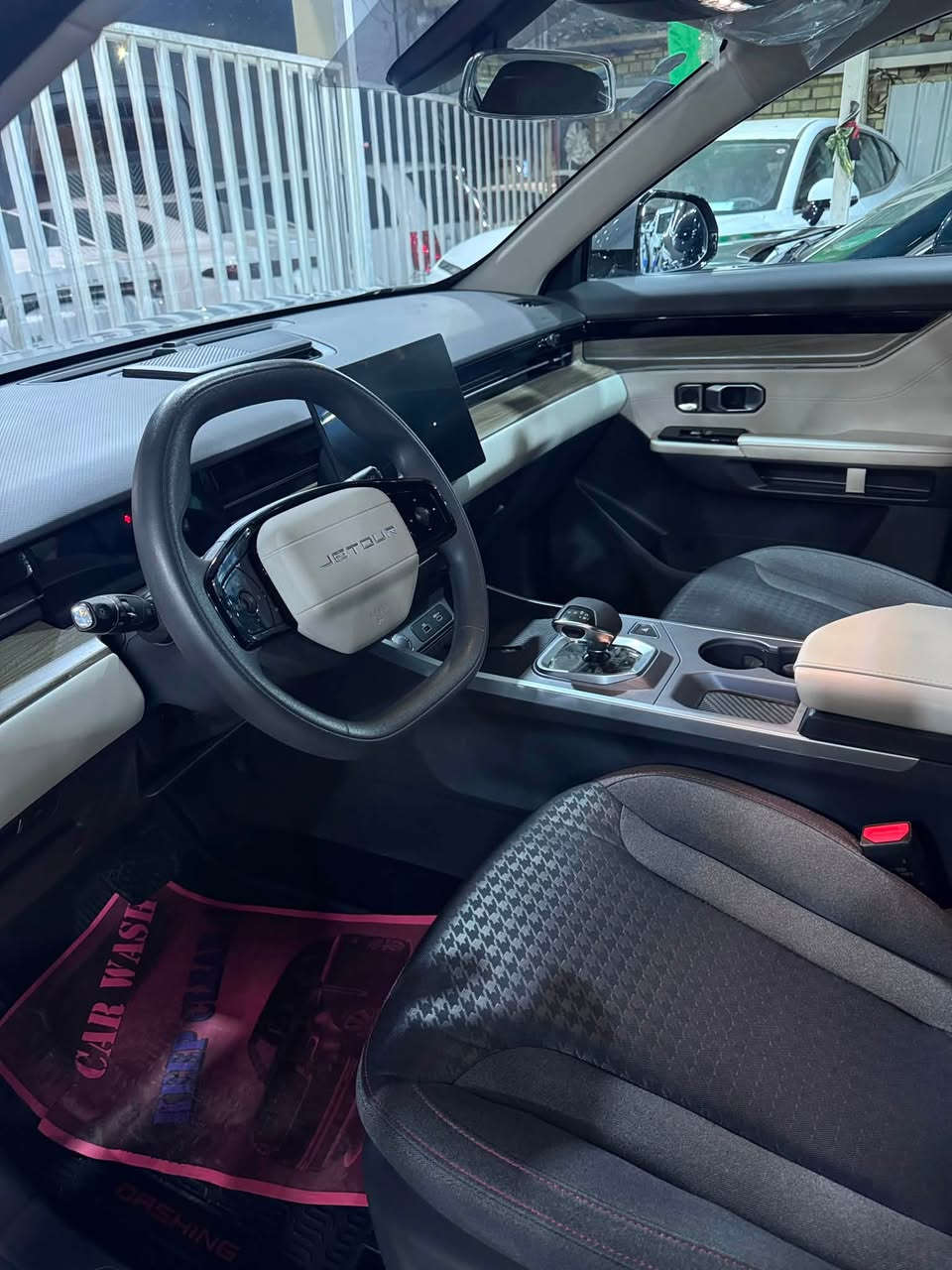 جيتور دايشنك 2026 Comfort
مرقمة بغداد

العداد:7900KM

مواصفات معروفة

-السيارة مكفولة و بعدها داخل الضمان-

السعر: 24,600,000 دينار

العنوان:بغداد الكريعات شارع الوقف السني معرض الفرقان لتجارة السيارات

للاستفسار:

***********
***********
***********
