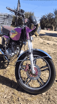 سونك للبيع محرك 200cc موديل ٢٠٢٤مكفوله فقط شاشه دشبول طافيه ماعرف شبيها باقي تفاصيل اتصل *********** سعر 650  وبيها مجال
