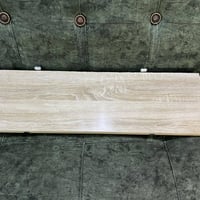 رفوف خشب عدد ٨ مع الحمالات قياس الرف الواحد ٨٠ سم والعمق ٢٠ سم متوفر ت...