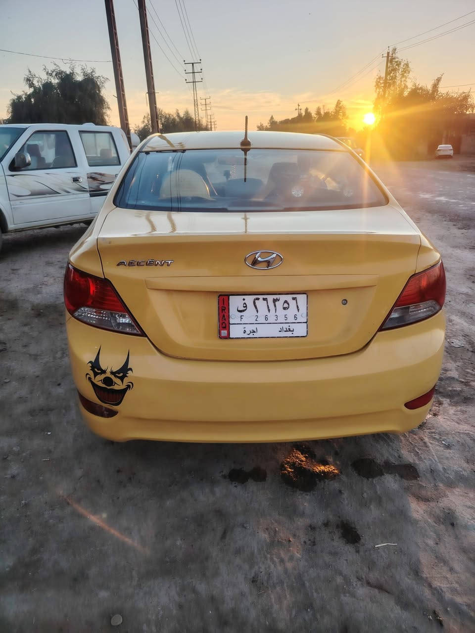 السلام عليكم
اكسنت موديل 2014
وارد امريكي 
محرك 1600
رقم بغداد 
تحويل مباشر ثاني يوم 
تخم تاير جديد
منضومه تبريد شغل جديد 
 كير محرك خير من الله 
العنوان   بغداد  /ابو غريب 
***********
