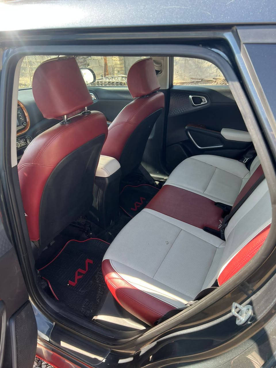 كيا صول 2020
للبيع 

حادث جاملغ وبنيد بدون دواخل وبيهه الباب السايق بي هاذ الفطر مال معجون الواضح بل صوره كد شبر 

مكينه ٢٠٠٠ دوش 

تخم تاير 

رقم بغداد  انكليزي ب اسمنه 

رادار 

صاج 

حداديه مكفول 

داخل بيجي وقرميدي شغل درجه اولى 

السياره مابيهه نقص ابد جاهزه 

تحويل ثاني يوم

 

 السعر 125

رقم الهاتف ***********
