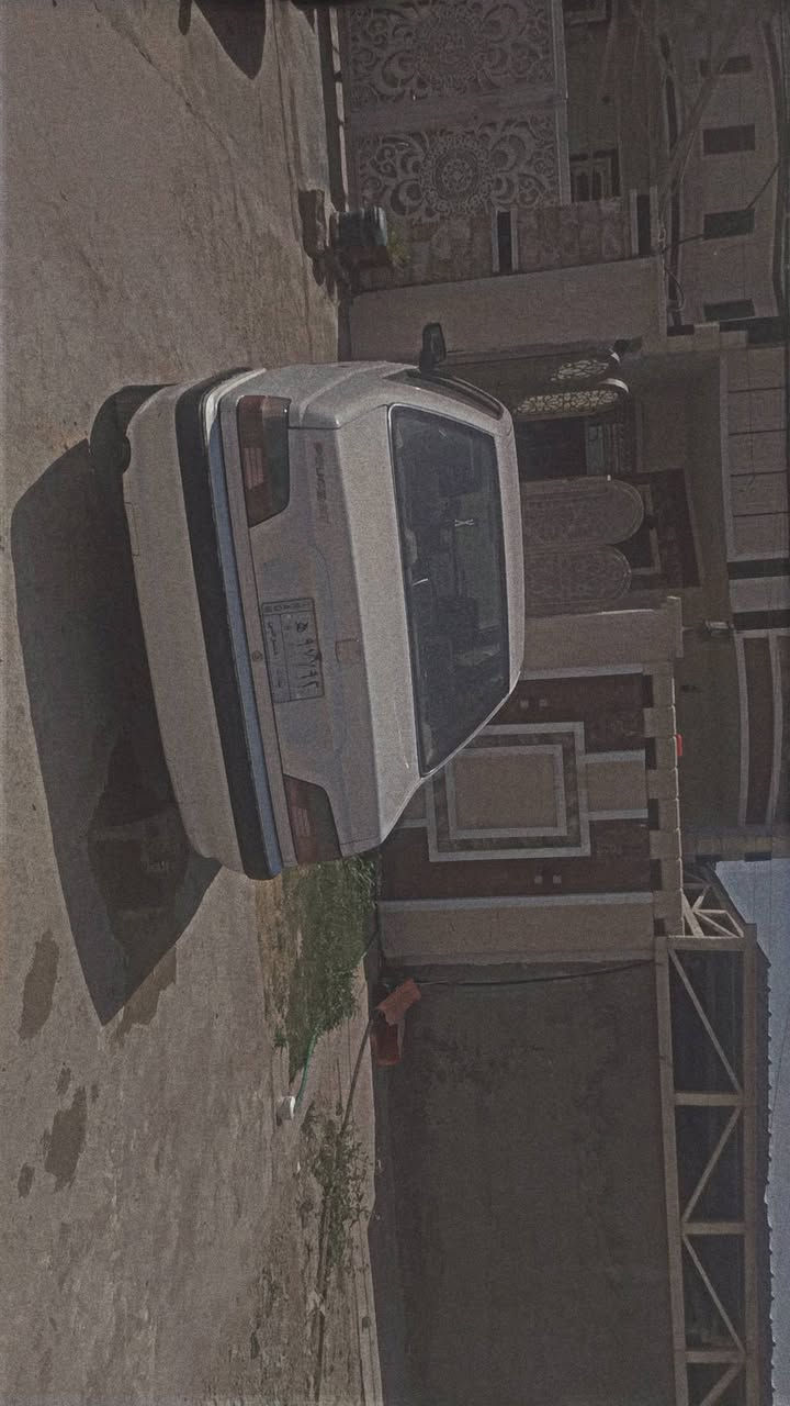 سلام عليكم بيجو بارص موديل 2018 سياره مكفوله من ضربه ما عده رصعات بل بنيد مكينه وكير خير من الله صدر جديد تخم تاير خط ابيض تبريد خير من الله سياره جاهزه من كلشي رقمه نكليزي بس هذني صور قبل لا احوله سعر 68 اتصل *********** بي وتساب
