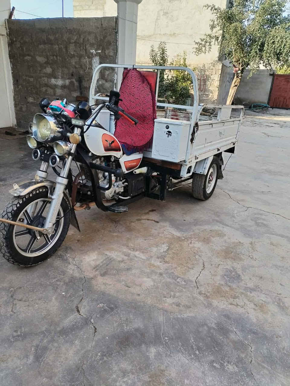 السلام عليكم ستوته للبيع موديل 23 بكاني ديالى جلولاء السعر واحد 300 وبيها مجال رقم الهاتف‏‪***********‬‏
