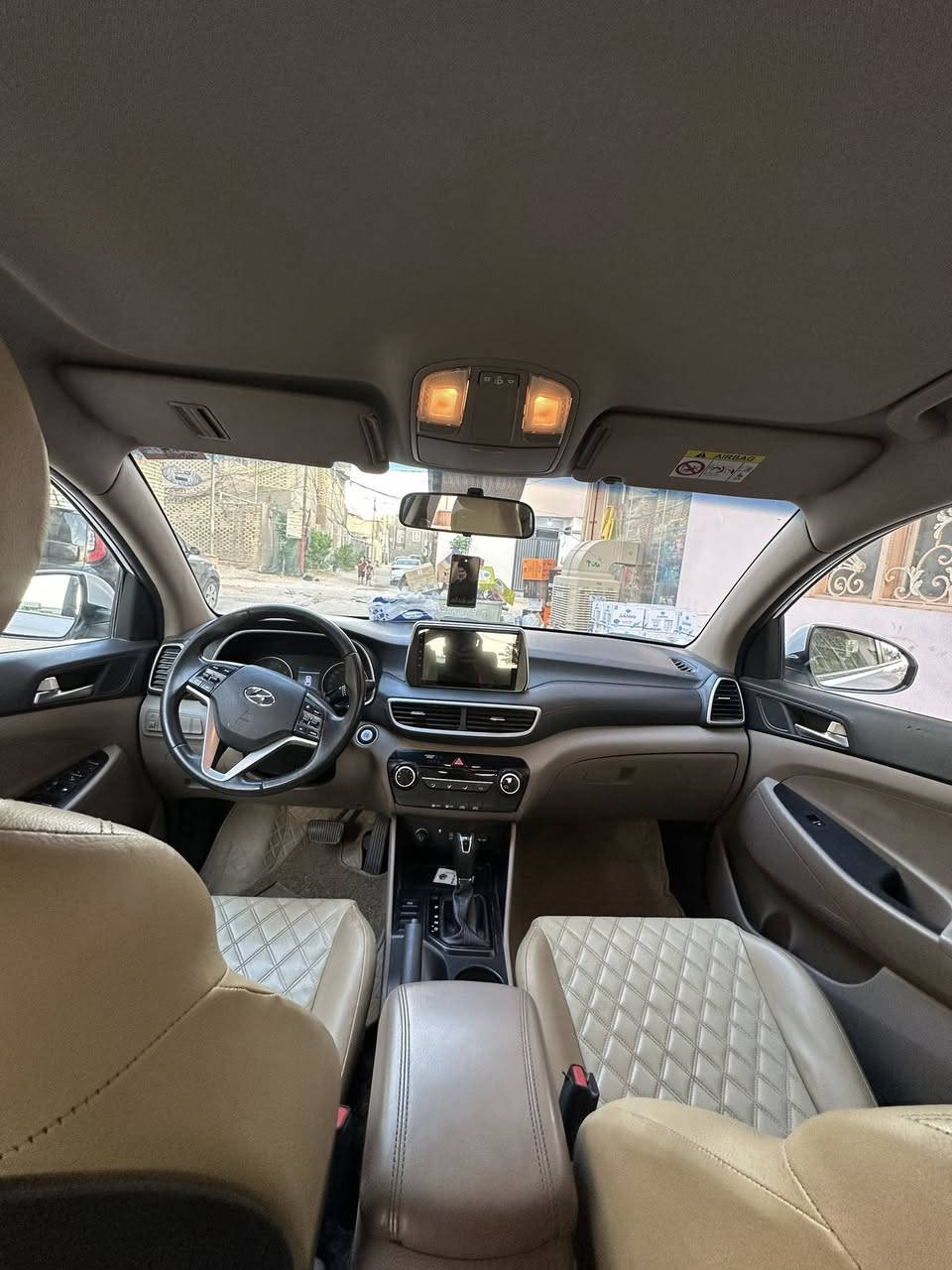 توسان خليجي 2019 فول عدا
الفتحة ماشية114

رقم إربيل الجديد سنوية و هزة
جديدة السيارة بأسمي تحويل ثاني

السياره بيه مكانين بارد
السعر :190 وبيها مجال بسيط
العنوان :النجف كوفه
التواصل واتساب
***********
