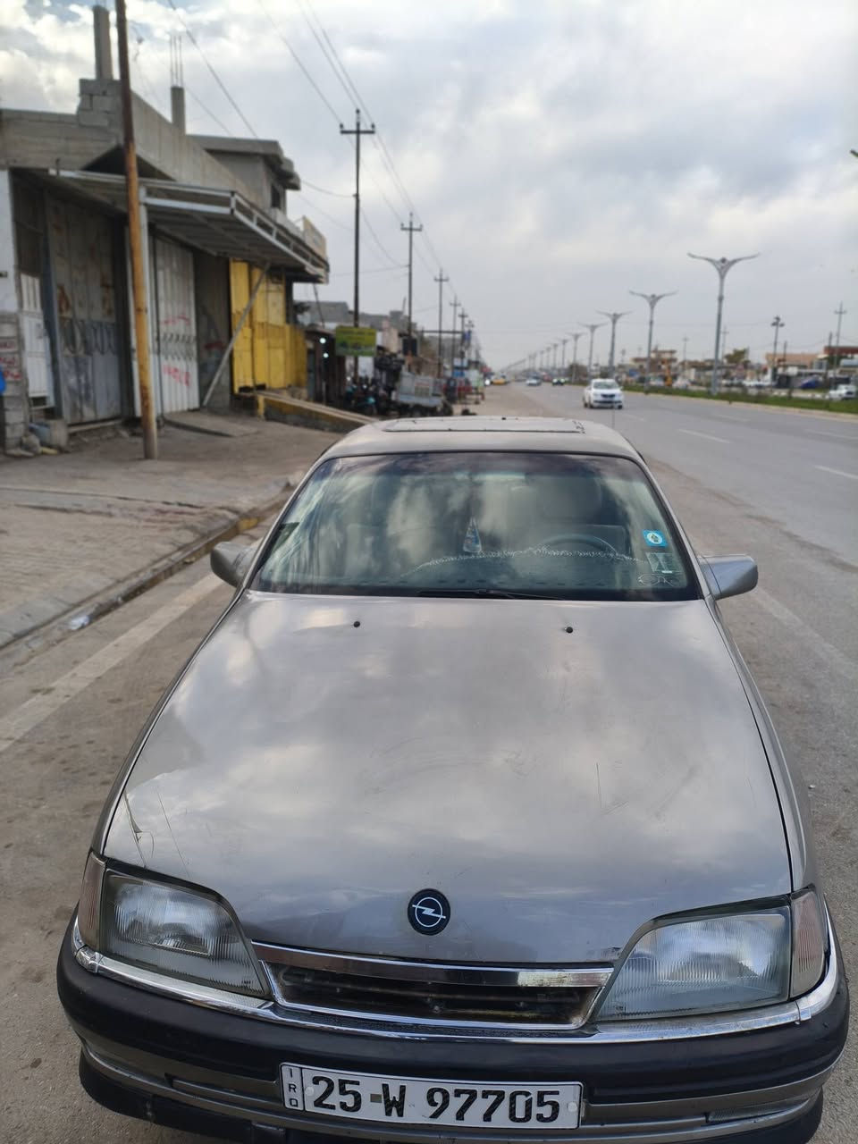 اوبل اوميكا موديل 1993
محرك 20 
سنويه مشروع وطني لحد30 بسمي
بطاقه بانزين بيها 
كير محرك شرط 
كهربائيات كلها شغاله 
صبغ عام جماليه معجون مابيها 
شرط لاكص لا خياس بيها سياره جديده
باقي التفاصيل بل مقطع موجود بل منشور 
السعر 43 بيها مجال للشراي
***********
***********
كركوك فيلق شراي اتصل
