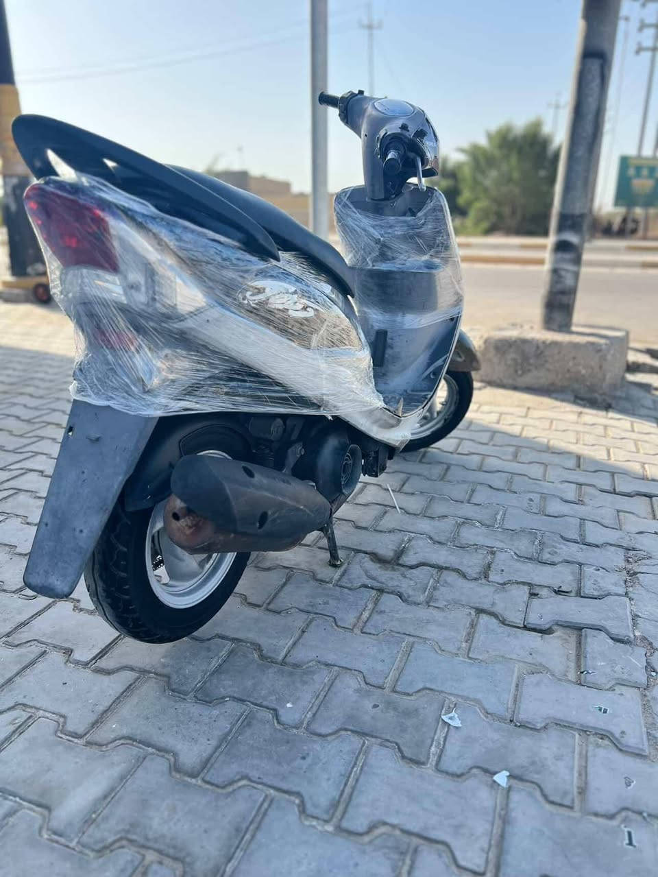 السلام عليكم دراجه ماكس منغولي رمبه صارلهه 5 ايام من اخذتهه سلف هندر كهربائيات كلهه شغاله العدادات شغاله هورن الف دينار ما تخسر عليهه السعر 850 قفل العنوان الرميثه وهذا رقمي *********** بي واتساب المكينه كفاله الشاصي كفاله ول الدراجه كلهه كفاله
