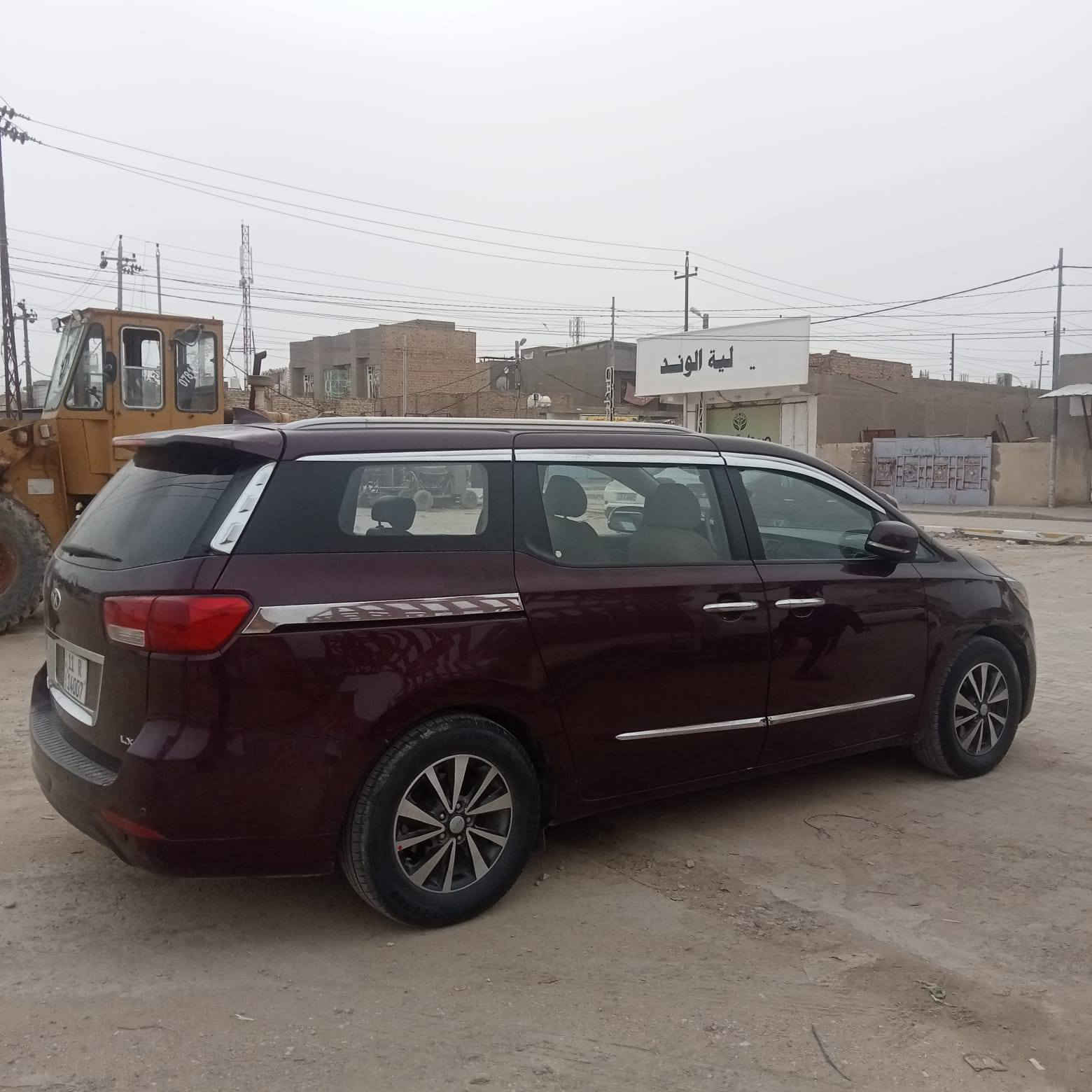 سيدونه 2015رقم بغدادوارد امريكي بيع فقط مداور ثاني يوم حجم مكينه 3300ضررباب سلايت مضروب بمريكه لخلف اسايق بيه تصليح وصبغ مابيه شي شغال ولبقيه حلوه سياره جاهزه مال جناي غرفته كلش حلوه اتفاصيل رقم الهاتف ***********
