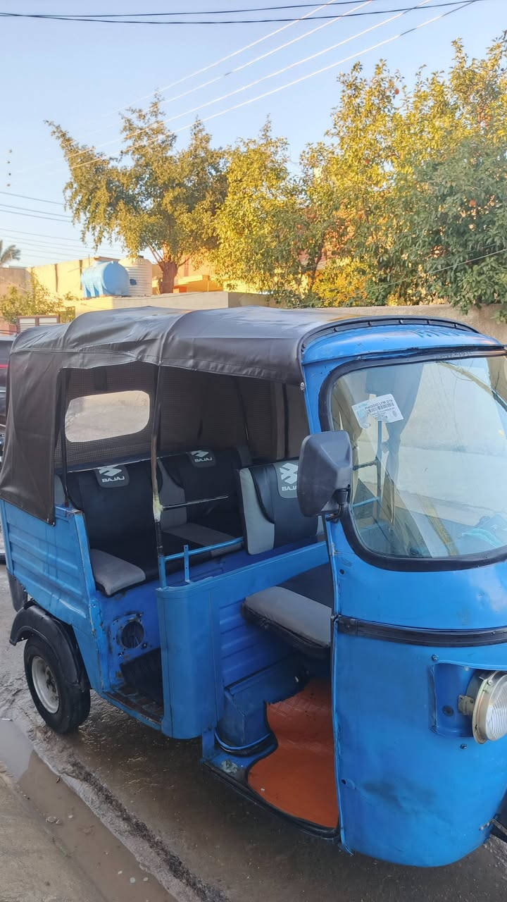 السلام عليكم تكتك للبيع مكينه باجاج 20 نضافه المحرك فول ولكشر نضيف كدام عينك تكتك اي نقص ما بيهة عده بربرنات اماميه مال تاير السعر 3200 مو شراي لتتصل عليه فدوة اروحلك عنواني ديالى خالص هبهب رقمي ***********
