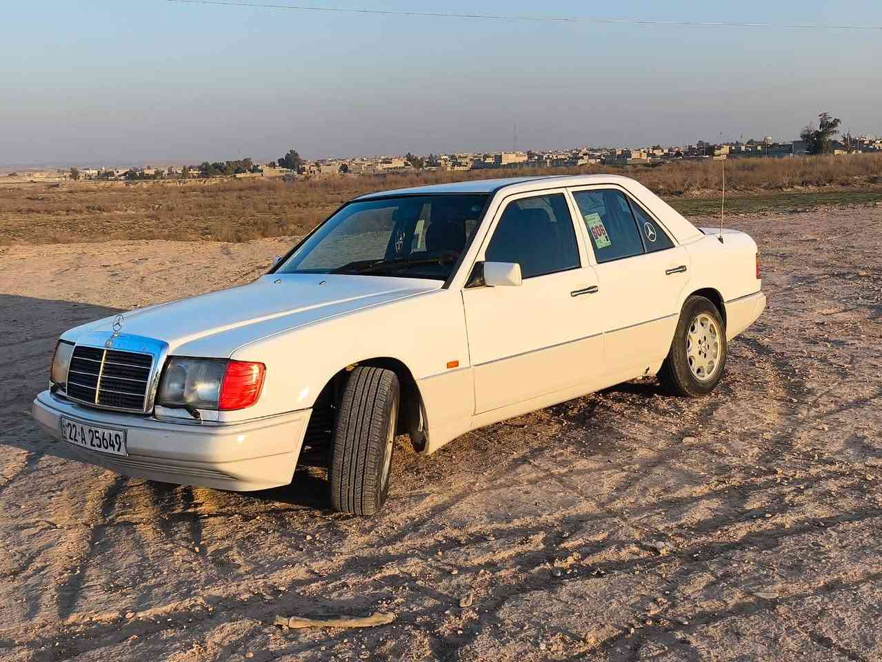 السلام عليكم مارسدس دب موديل 90 كير محرك بالشرط كهربائيات كلها شغاله صبغ بلادي تخم تأير تبريدها شغال السياره معايزها دينار واحد شرط التحويل
سعرها 65وبيها مجال حك الجيه
***********
