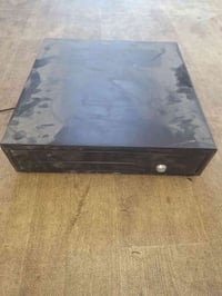 للبيع • ٢ قطع