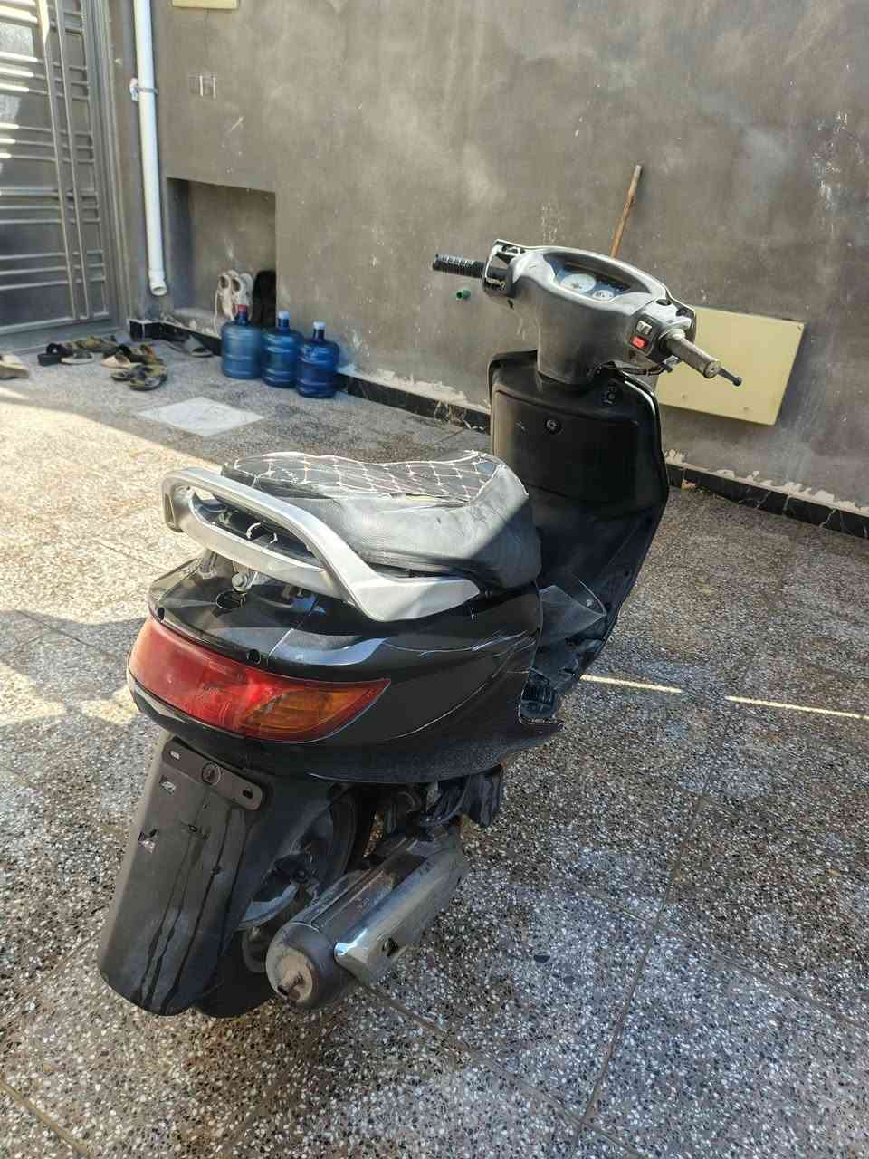 دراجة فراشة للبيع سعر ٤٠٠ وبيها مجال مكينة مجفته وبيها ترتيبات نقص مكان نجف حي النداء التواصل خاص او الرقم ***********
