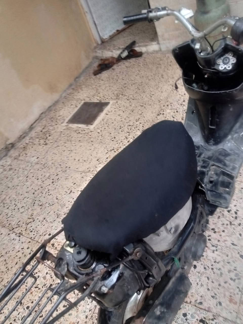 السلام عليكم
للبيع 
دراجه بيجي 9زروف 
ادفع سعر أبيعك 
مكان حي البلديات


**إذا كنت صاحب هذا الإعلان وتريد حذفه لأي سبب، رجاءا أرسل رسالة إلى الدعم الفني**