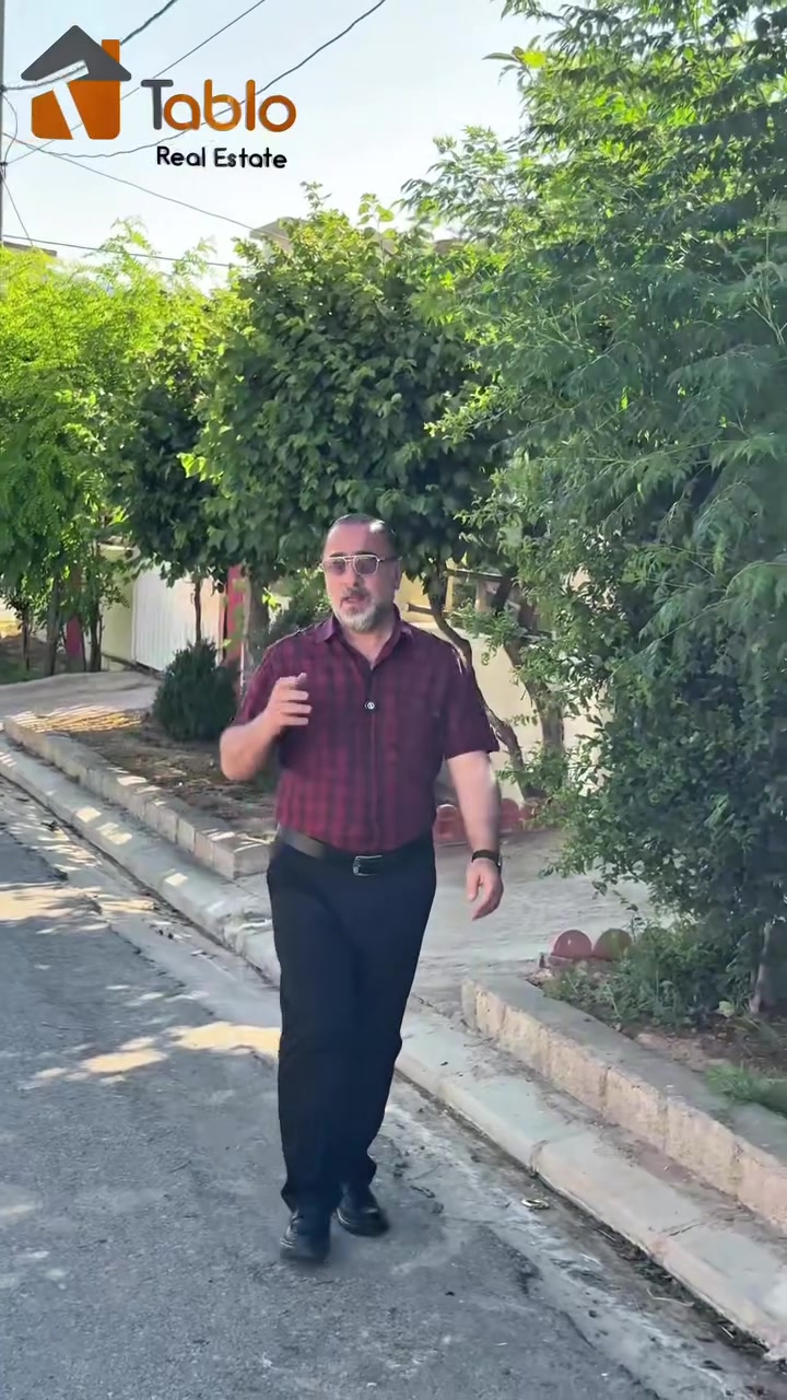 🛑 إعلان رقم (١٣١)

🏡 بيت مؤثث نظيف جداً للبيع في شقلاوة
🧾 عقد شركة

📐 المساحة: 200 متر مربع
🛏️ 2 غرفة نوم
🛋️ هول + (صالة ضيوف)
🍽️ مطبخ
🌳 حديقة داخل المنزل

💰 السعر: 41,000 $ دولار

للاستفسار والمزيد من التفاصيل، يرجى التواصل على الخاص أو الاتصال مباشرة 📞
*********** علي الدوري
***********
*********** إبراهيم خوشناو
***********

#عقارات_استثمار_قطع_اراضي_بناء_انشاء_تصاميم_هندسية
#أربيل_بغداد_كربلاء_النجف_البصرة_بابل_الديوانية_سامراء_كركوك_السليمانية_الانبار_تكريت_ديالى_الناصرية
#خانووبۆفرۆشتن #explore
#شركة_تابلو_العقارية_اختيارك_الحقيقي✅
