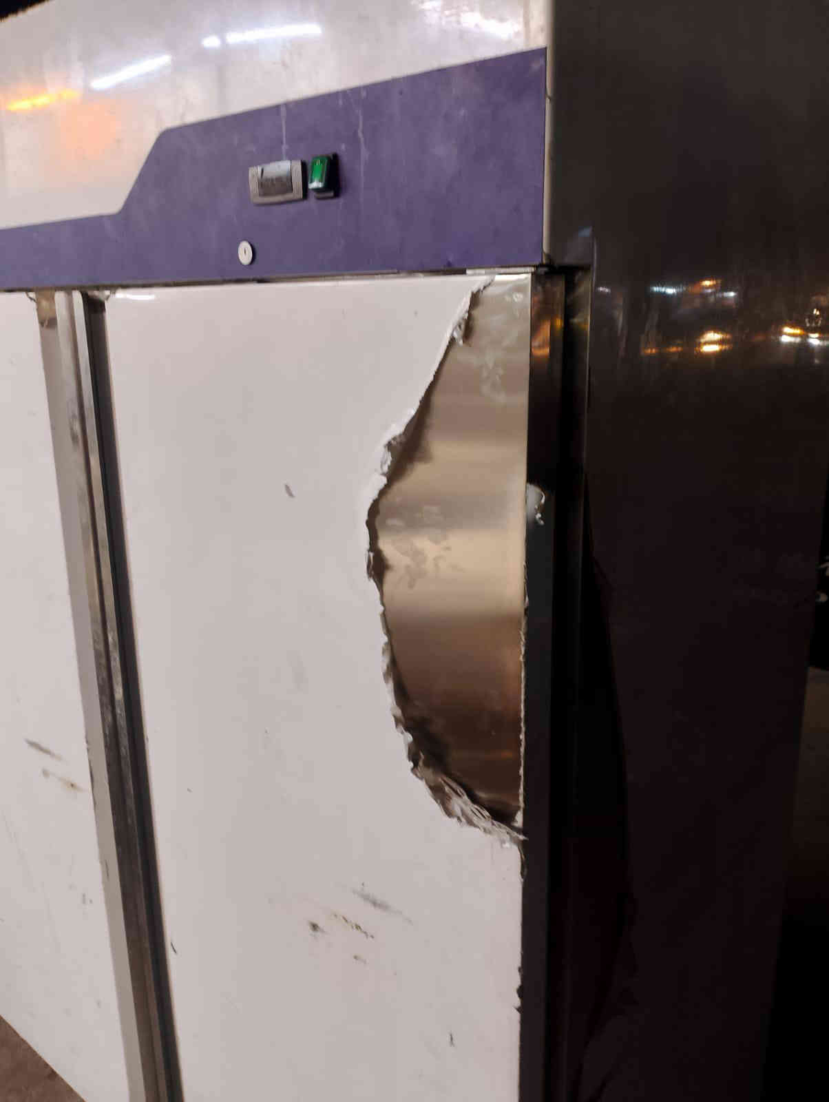 براد تجميد 2 باب ستل ستيل
استخدام*********** جدا قليل
