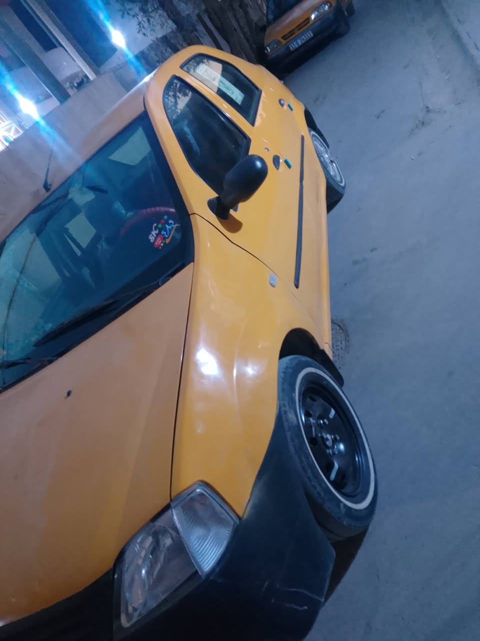 سلام عليكم للبيع فقط رينو موديل 2009جاهزه من كلشي مابيه صبغ كير مكينه مكفولات صدر نص عمر كشر مكفول منل ضربه مكان بغداد  الكريعات السعر 32وبيه مجال شرط تحويل مباشر مكاتبه مروريه ***********
