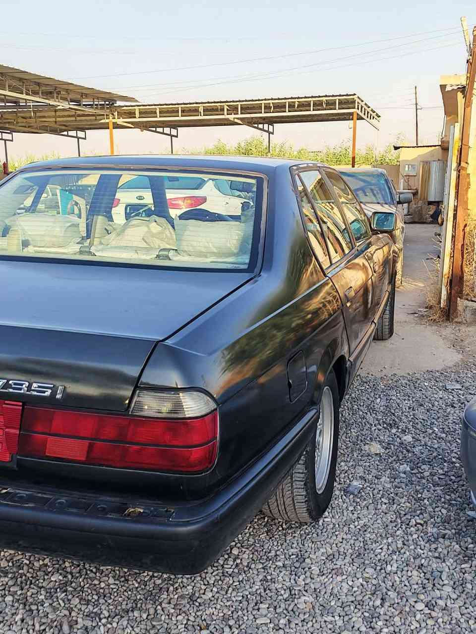 السلام عليكم BMW
حجم 735 سياره نضيفه حيل
مكينه وكير بشرط فول توماتيك
السياره بدون ضرر نهاين
سكريتر كهرب مثبت سرعه شغال
لايت زنون السياره هزا كامل شرط تستلم رقم انكليزي جديد
طخم جديد
طخم تاير جديد
طبغ عام جماليه
داخل صاج ملوكي أبيض 
عنوان برطله
الاستفسار
***********
***********
