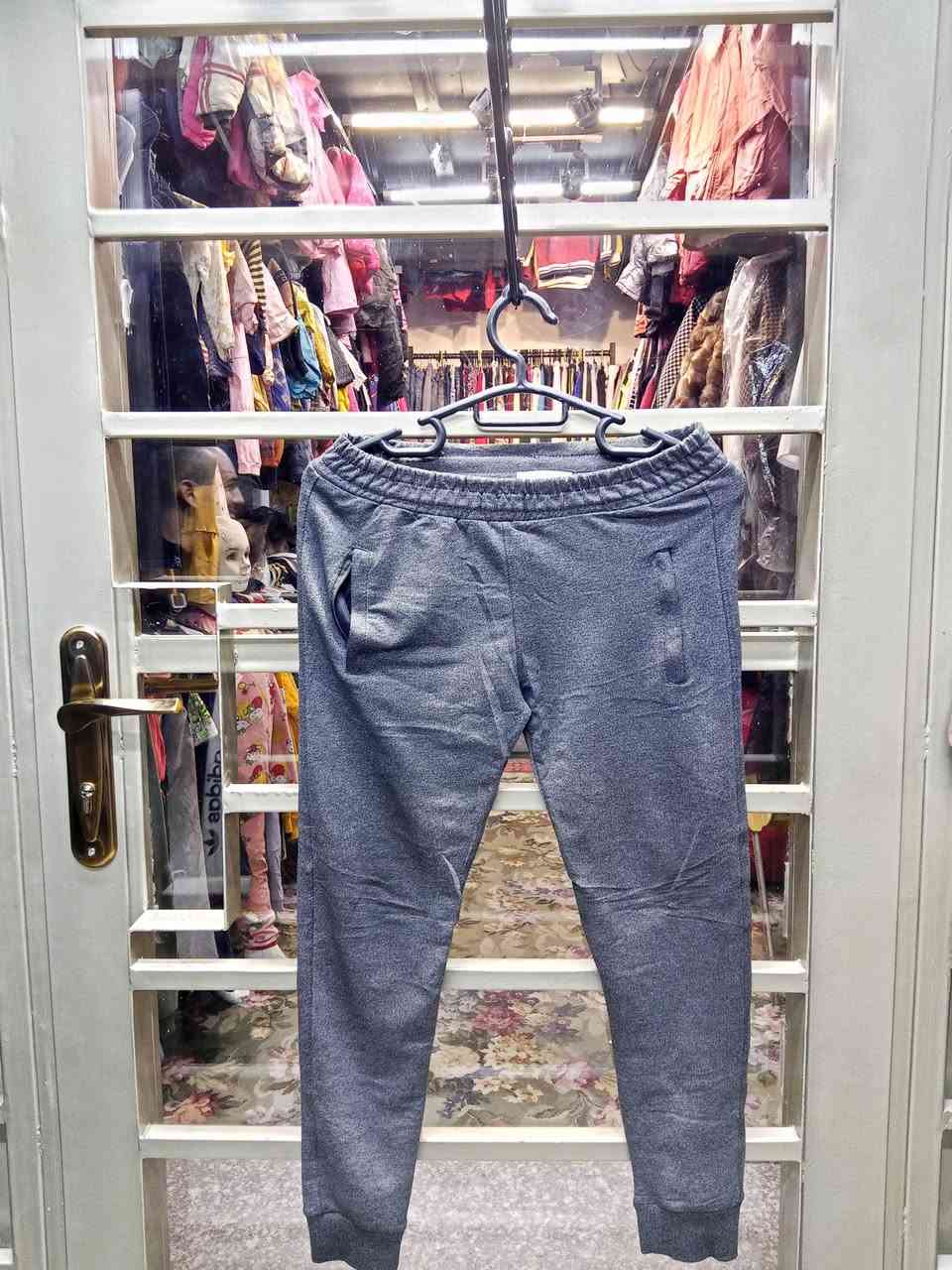 كسر باله جديد توفر بنطال قطن ومبطن رجالي نسائي هذه عينات فقط متوفر عدت موديلات وبسعار جداً مناسبه في محل ابو محمد 
العنوان حي الخضراء مقابل جسر الشهيد ابو بكر السامرائي 
للحجز والاستفسار:***********
