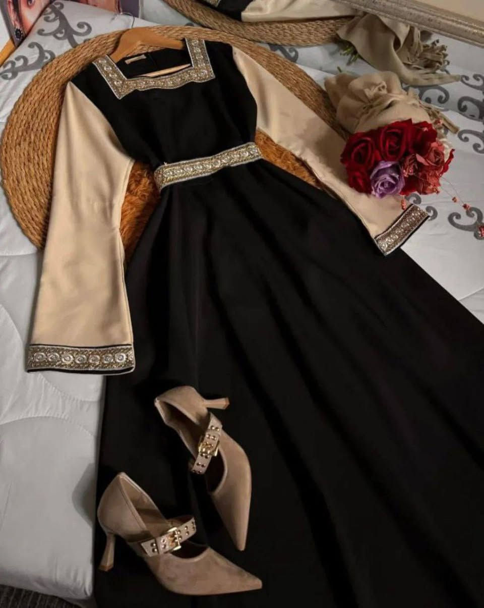 فخامه. وجمال. المديل  فستان  رمضاني يجنن   روووعه بلبس

🧶🧶نوع الخامة دابل تركي  ❤️

السعر. (( 20 ))

المقاسات   38🌹40🌹42🌹44🌹46🌹48


**إذا كنت صاحب هذا الإعلان وتريد حذفه لأي سبب، رجاءا أرسل رسالة إلى الدعم الفني**