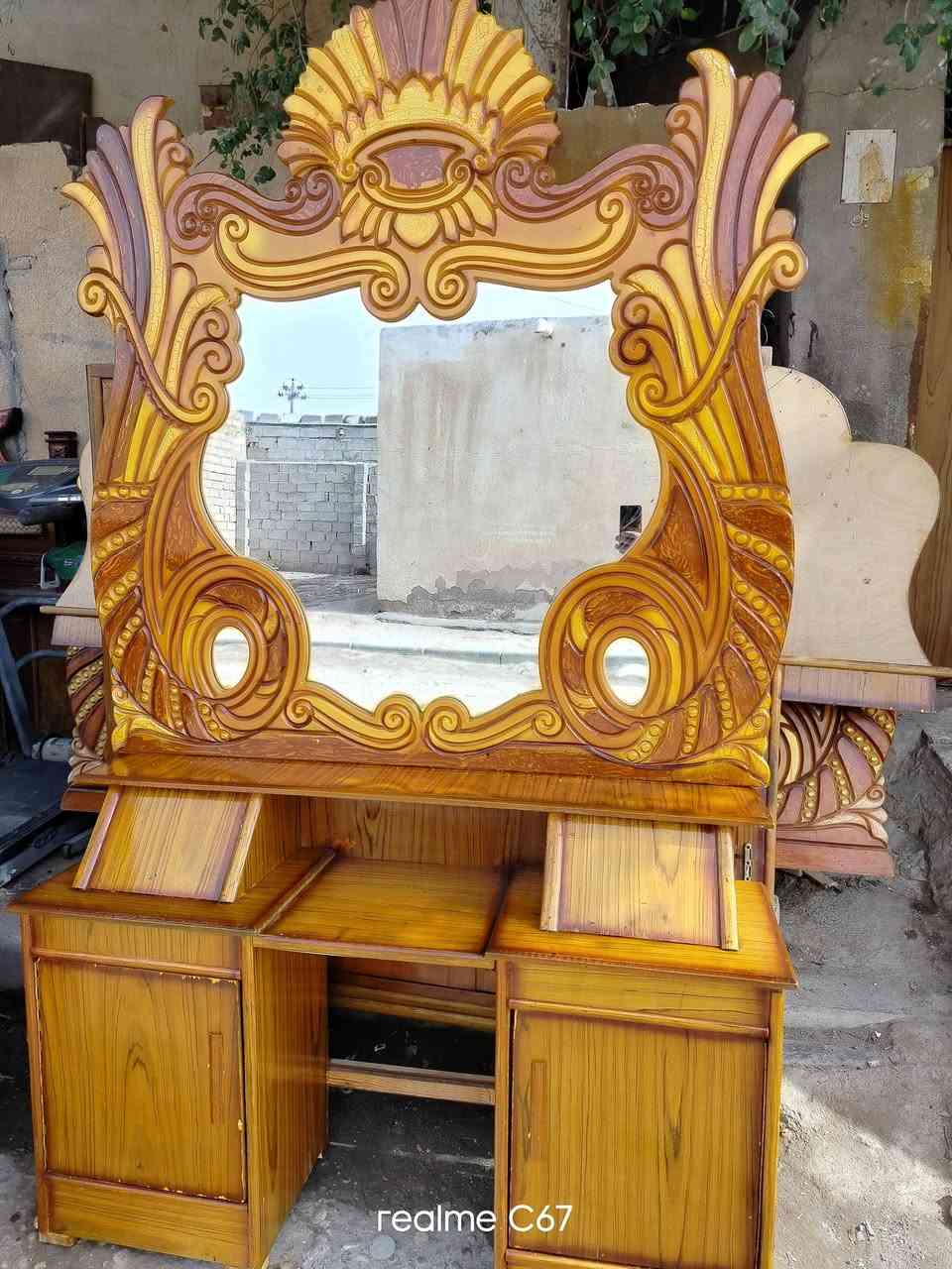 اغراض مستعمله منزليه للبيع وباسعار مناسبه للتواصل العماره حي النداء ***********
