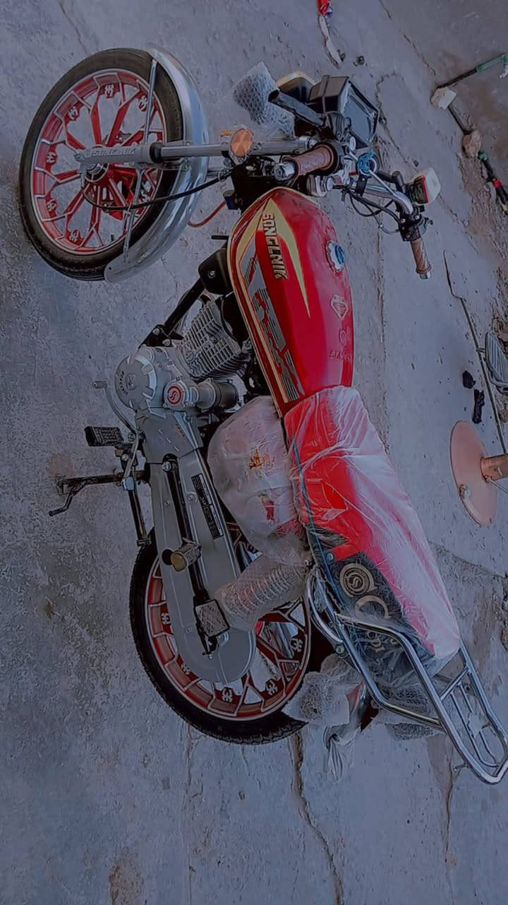 السلام عليكم دراجه سفانه وكيل شهر صارلها موديل 2026 اوراق اصولي سعر 950 وبيها مجال ***********
