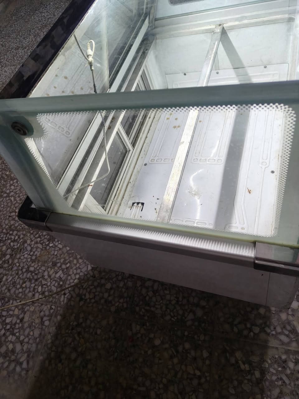 السلام عليكم ورحمة الله وبركاته 
براد مقبلات للبيع استعمال قليل جدا 
يسع12بلانك 
أي خلل مابي تبريد فول 
المكان النجف الأشرف خلف ملعب النجف الدولي 
للأستفسار أكثر راسل البيج
https://www.facebook.com/share/1GSf1w9t9X/
أو أتصل على الأرقام التالية 
 ***********
***********
وهاي قناة الواتساب الي تنزل بيه جميع الوضائف ولتنسون تفعلون جرص لشعارات حته من تنزل الوضيفه يجيكم أشعار 
https://whatsapp.com/channel/0029VbBzSkh42Dcc90nhOm09
تحياتي للجميع أخوكم وخادمكم شيف يوسف الحربي
