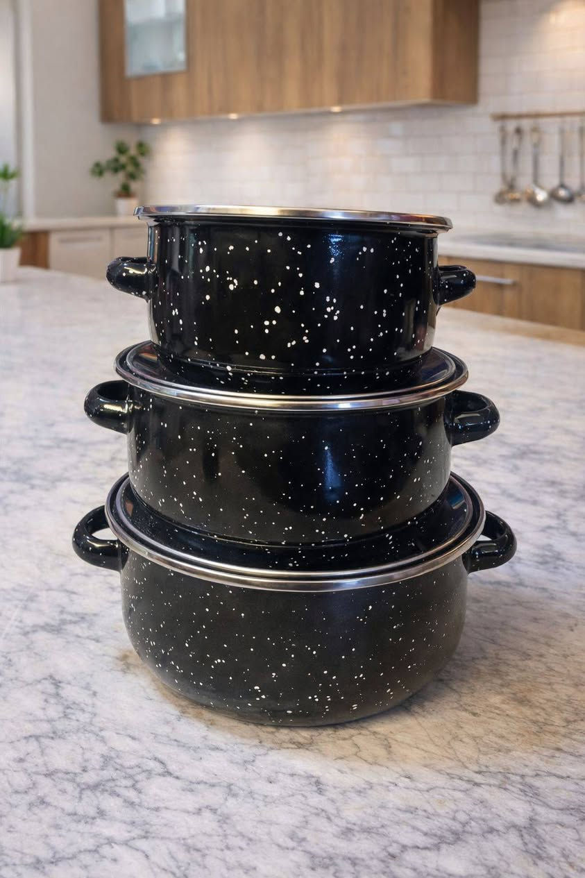 لاول تم 
سيت
قدور مطليات بطبقة المينا عالية الجودة 
ب 20 الف


**إذا كنت صاحب هذا الإعلان وتريد حذفه لأي سبب، رجاءا أرسل رسالة إلى الدعم الفني**