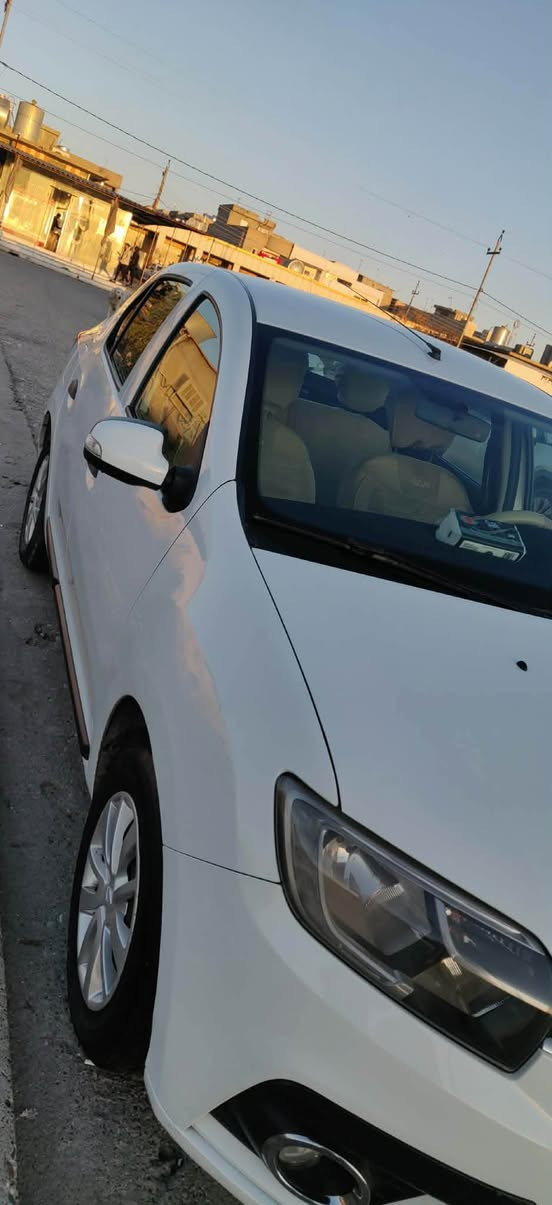 رينؤ 2019 دووپارجه ي هه يه بي زوري كيرو مه كينه به شه رت ره قم و سه نه وي نويه به ناوي خؤمه وه يه سحري 82 كميك محامه له هه ولير *********** أربيل, العراق
