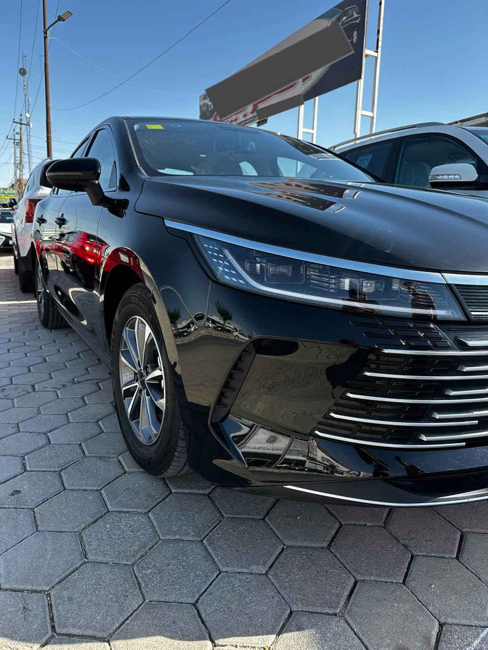 بي وادي دسترويل رقم
رقم بغداد 
موديل 25 
ماشيه 3 الاف 
كفاله 
••••
السعر 21,500 بيه مجال 
***********
