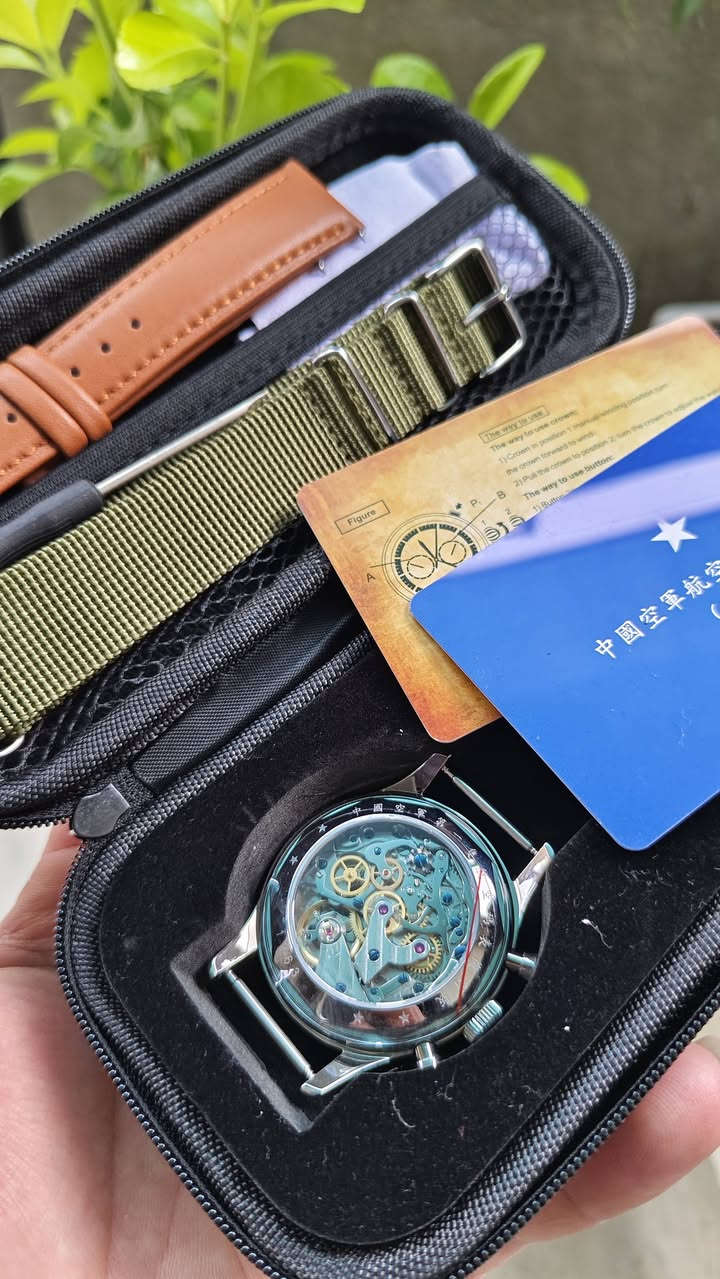 السلام عليكم ساعة ماركة اصلي مكينة عنكبوت تكويك جديد مامستخدم كامل ملحقات وياه 

سعر 165 الف 

توصيل كل محافظات متوفر


**إذا كنت صاحب هذا الإعلان وتريد حذفه لأي سبب، رجاءا أرسل رسالة إلى الدعم الفني**