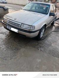 للبيع اوبل فكترا حجم 16 موديل 92  مابيها صبغ بس دوائر ودوسات رقم نينوئ...