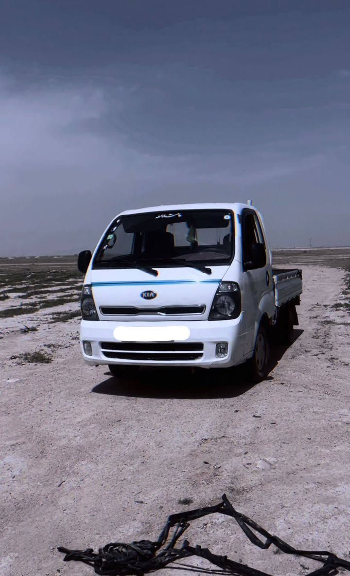 سلام عليكم
كية ٢٠١٦
سيارة مال جناية 
مرتبة ومكفوله من كلشي تحويل ثاني يوم 
رقم قادسية 
سعرها ٩٥ 
للستفسار اكثر 
‏‪***********‬‏
