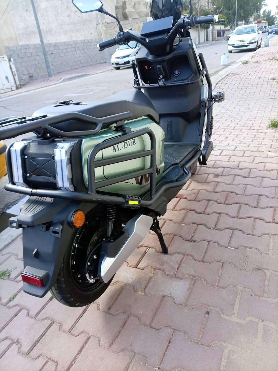 السلام عليكم صاعقه موديل ٢٦ دراجه مزوده بلوجكترات مري كهربائية مدرع ٦بطاريات ٣٢كبار ملف رياضي ٢٠٠٠ دراجه إستعمال شهر مماشيه شي قليل كلش بصمتين سوجين كارتين بلوتوث فول مواصفات كفاله الدراجه حتى من الشخط كفاله عامه دراجه جديده كولش لونها مميز سعرها٩٢٥ وبيها مجال مكاني بغداد قرب مجلس محافظه بغداد اي استفسار ***********وتساب محمول ملاحظه مكلف بلنشر
