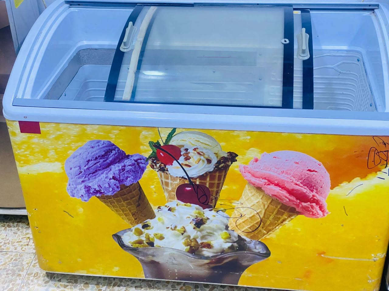 برادات للبيع تجميد درجة اولى
للتواصل ***********
سعر البراد الواحد ١٦٠ وبي مجال بسيط
