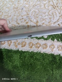 آيباد • ١٦ جيجا • قفل موجود