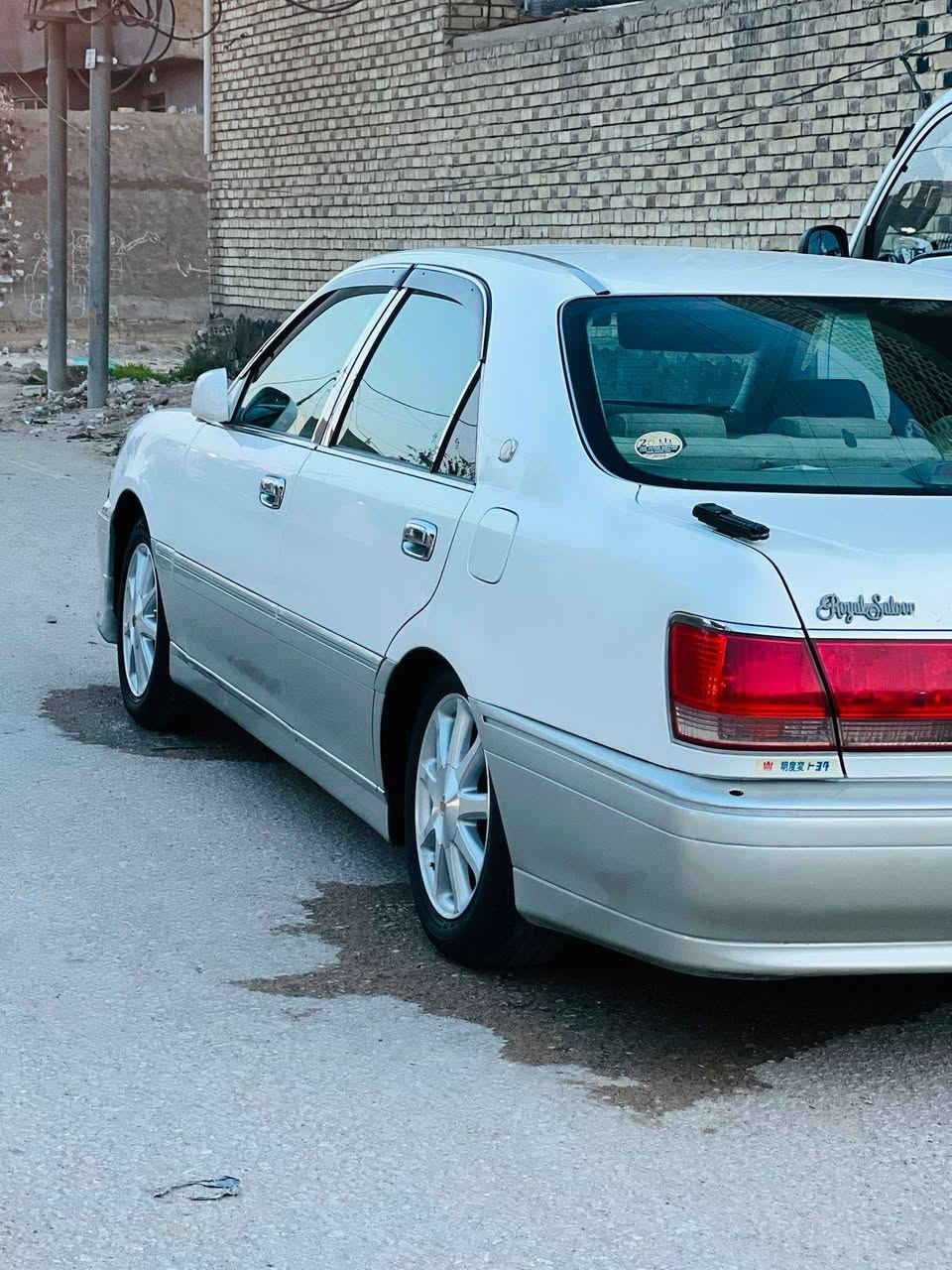 السلام عليكم ملكه موديل 200 اصل محرك كير حداديه تبريد كله جديد 3دكم محرك سي9 تبريد خلفي تحويرت نجف فوك وجوه  كفاله عامه سياره السعر ب137 وبيها مجال رقم الهاتف ***********المكان نجف عباسيه
