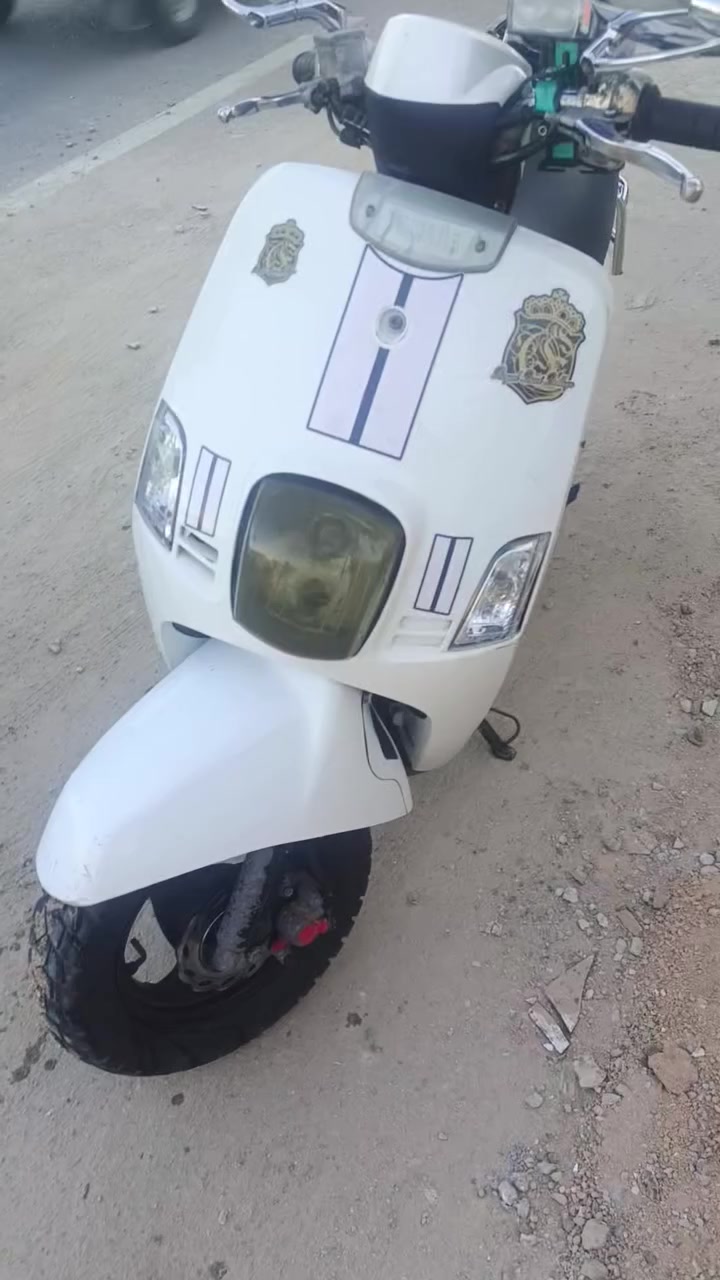 للبيع دراجه نضيفه وما مفتوحه مالتي استخدام شخصي.  بغداد***********
