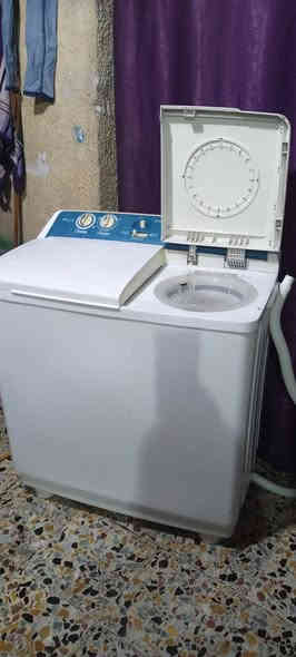 غساله الجي الخليج 18كيلوسعر90علا الفحص شغاله بلاديه كلش نضيفه جدا العنوان مدينة  الصدر رقمي للتواصل واتساب دتدلل ***********
