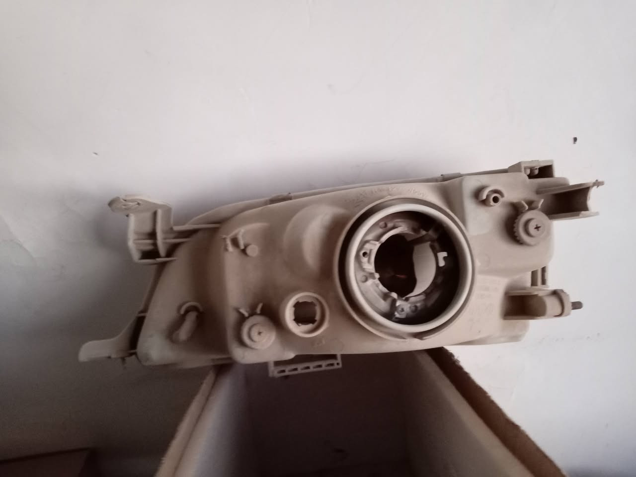 السلام عليكم فول لايتات مال كورلا لبيع وسكن واحد شرط حته المكان سامراء *********** متواجت عل نت
