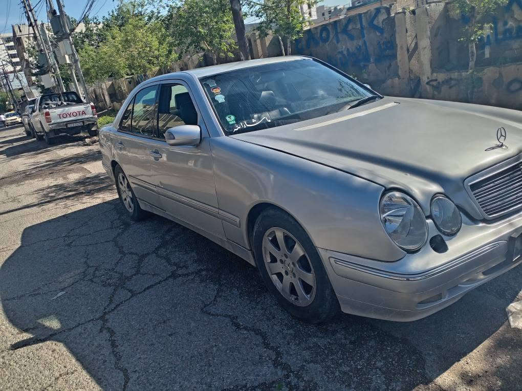 مارسيدس عفريت موديل 2001 رةقةم سليماني 
كيرومةكينة براوة وةركةران بةشةرت تةبريد بةشةرت 
تةقةورةقة بةشةرت سةيارةكة زورخاوين مايتةوة
ئةوةلياتة سةنةوي استنساخي لةكةلة بةناوناكري 
كشةي مةدةنيو حدزي مروري بةشةرتة سعري 48وةرةقةو مجال *********** أربيل, العراق
