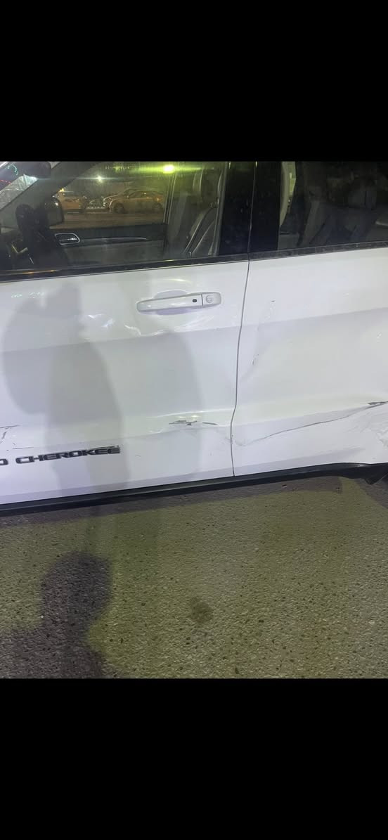 جيب لاريدو كراند شيروكي خليجي 2019اخذتها مكفوله وصار عندي حادث دراجه قطعتين ب جهة السايق  مكان حله مركز سعر 245وبيها مجال

للاستفسار ***********
