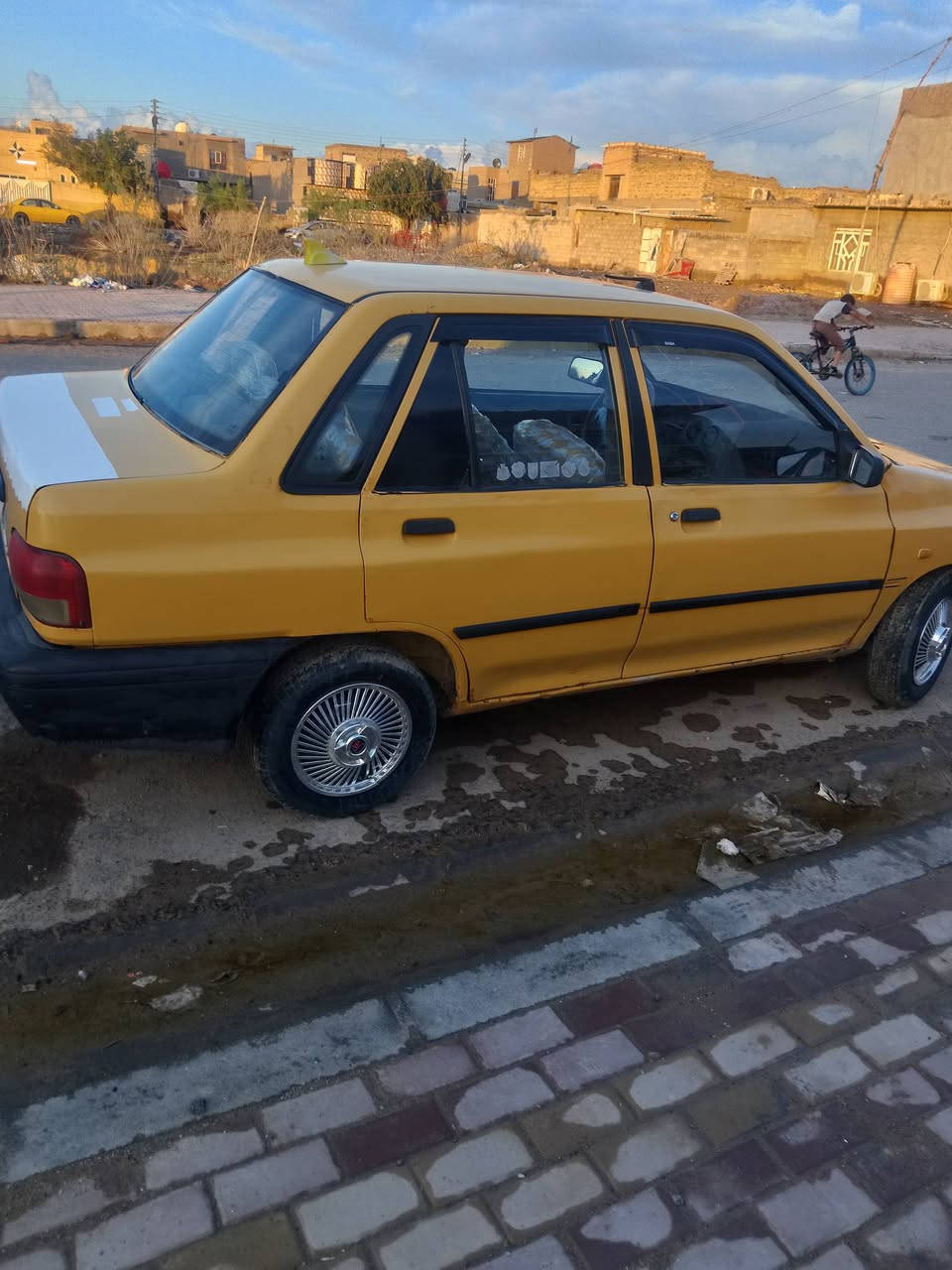 سايبه موديل12 رقم ألماني سنوي23 3 2023 راعيها بل عماره ما عليها ولى ربع غرامه ادليك بس براعيها ابيع كوم حديدسعره 16 وبيها مجال وهاذه رقمي***********
