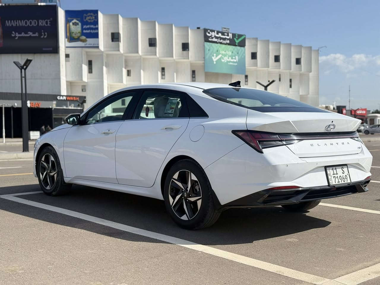 السلام عليكم تحية طيبة🌹
هونداي النترا خليجي 2023 محرك 2000
ماشية 40 سيارة حلوة على ايدي بيهة طخة مثل مموضح بالصور صابغ على كدهة وبيهة بعض الملاحظات سنوية بسمي مواصفات فول مال خليجي اي تفاصيل ***********
