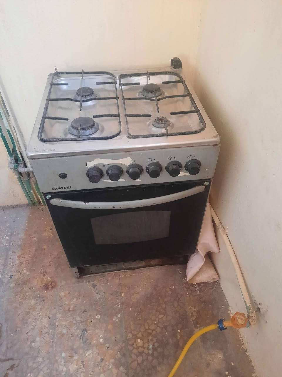 طباخ نضيف بس ماستخدمته ابد اخاف منه تجي تفحصه وتاخذه سعره 50نقص بس حديده مال العين الصغيره ضاعت


**إذا كنت صاحب هذا الإعلان وتريد حذفه لأي سبب، رجاءا أرسل رسالة إلى الدعم الفني**