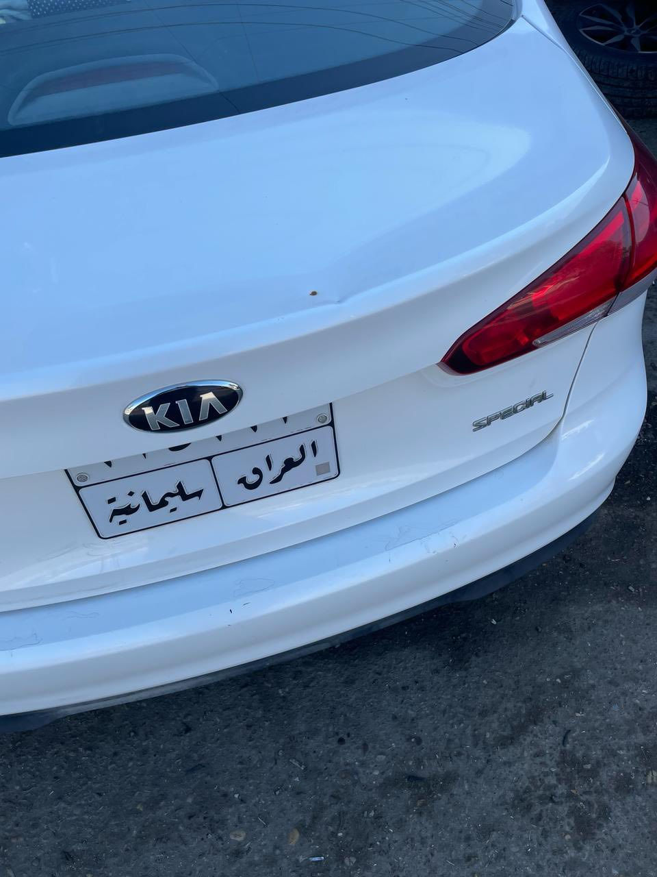 كيا سيراتو ٢٠١٨ 
كلين تايتل ولا قطعة مكفولة شرط 
محرك ٢٠٠٠
بيها كم رصعة خفيفات كلش 

محركها جديد مشدود برمضان مكفولة شرط الفحص والتراي 
مكانها تكريت 

اللي مهتم وجاد يتفضل ويتدلل هذا رقم التلفون
وسعرها مناسب  
***********
