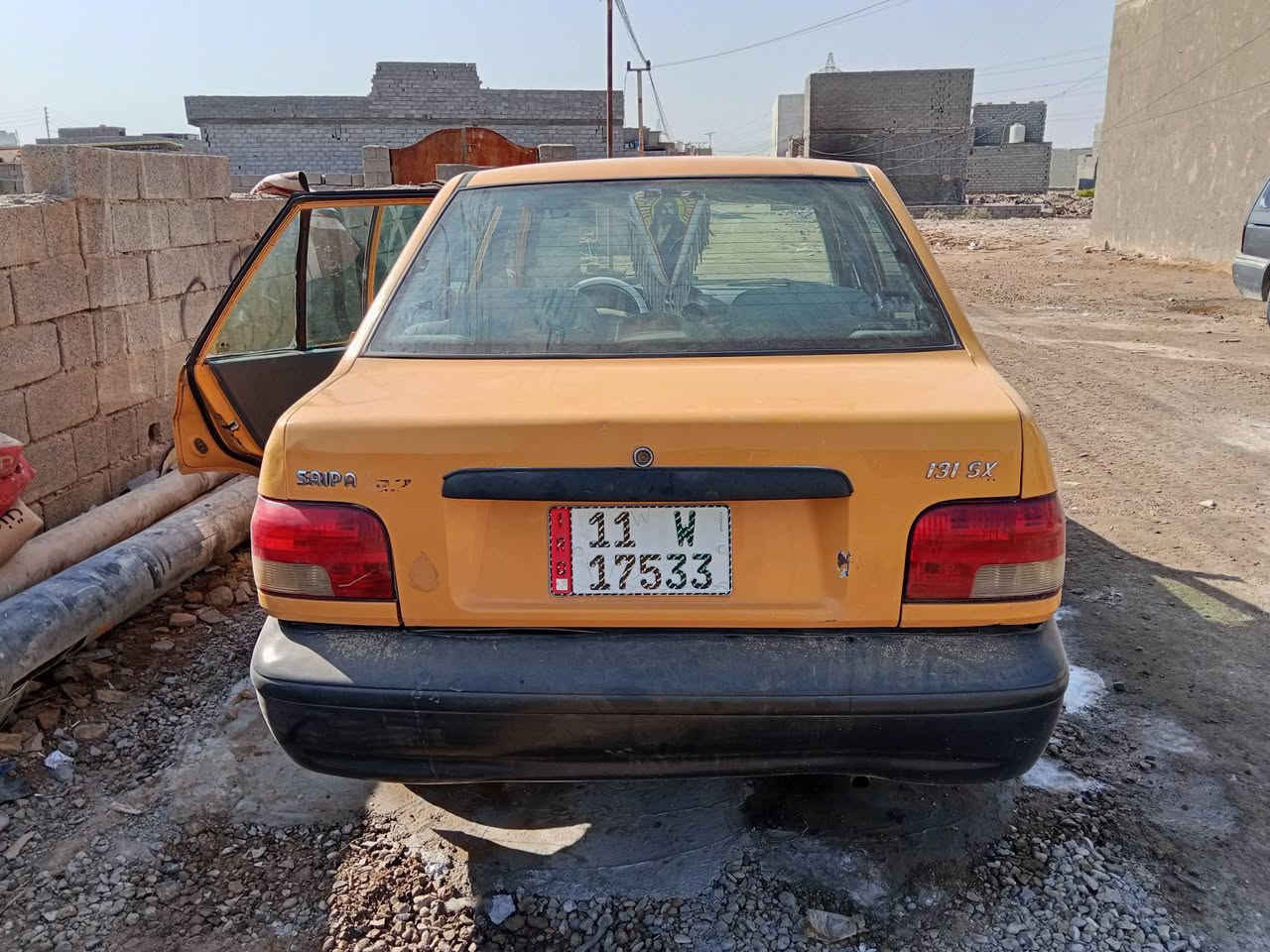 سلام عليكم سايبه 2015 سياره نضيفه مبدل بيها بس باب خلفي الي وره السايق مكينه جديده اني شادها الها ومستعجل عله بيعتها رايدها35 وبيها مجال ***********
