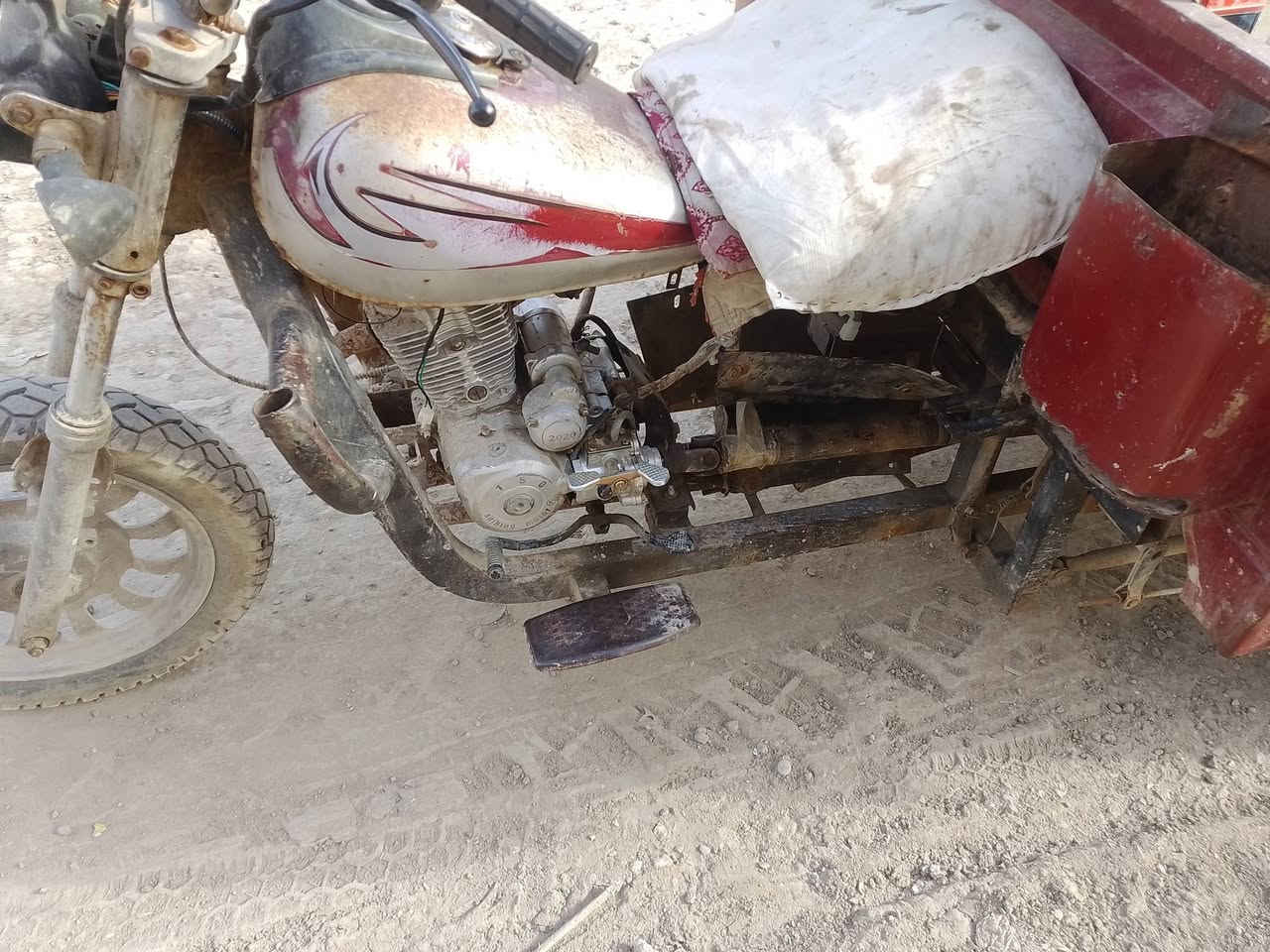 السلام عليكم ستوته للبيع رقم اسود سنويه الستوته خير من الله كير بوكس جديد ضفيره جديد عوزه بس باتري السعر 750 مكاني حله الرقم ***********
