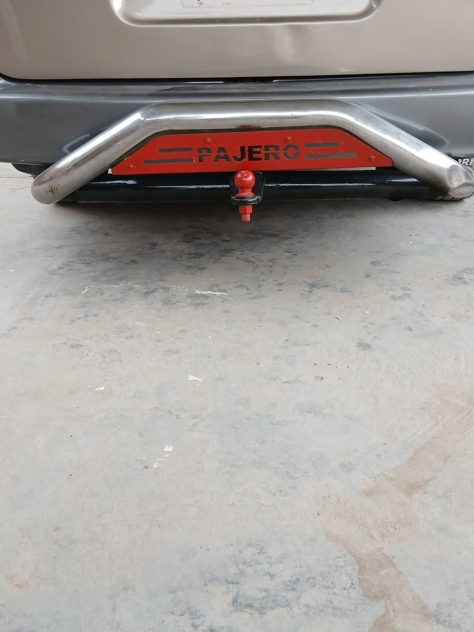 اسلام عليكم هاذ لدرع البيع ٨٥الف العنوان بغداد المدائن الهاتف ***********
