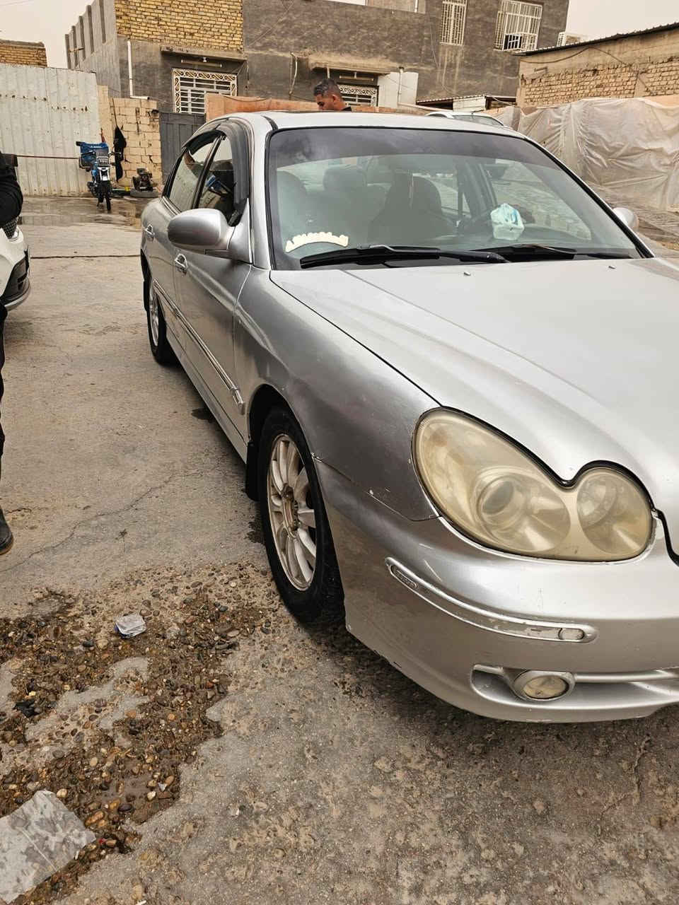 السلام عليكم سوناتا للبيع موديل 2003 مكينه وكير مكفولات حداديه زينه تبريد ثلج مكينه 6سلندر السعر 53 وبيه مجال مكاني بابل ***********
