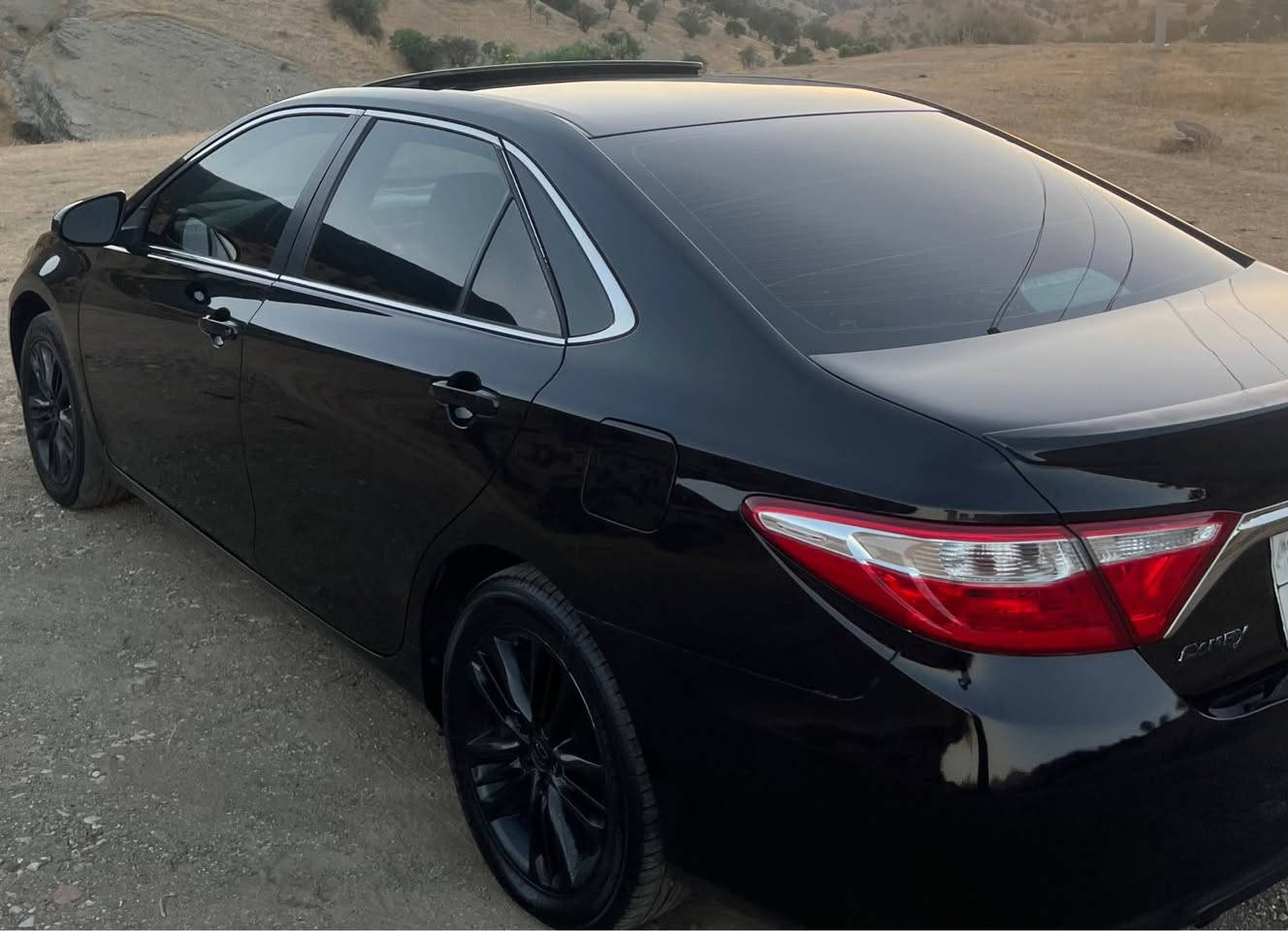 toyota camry 2016
تويوتا كامرى موسفات 1SE pulsپارچەی سبوغه فول مواسفات سلايت كوشن
نيو جلد شاشه گەورە رەسمی حادیسەم داناوه نرخى ١٣٨ وەرەق
*********** أربيل, العراق
