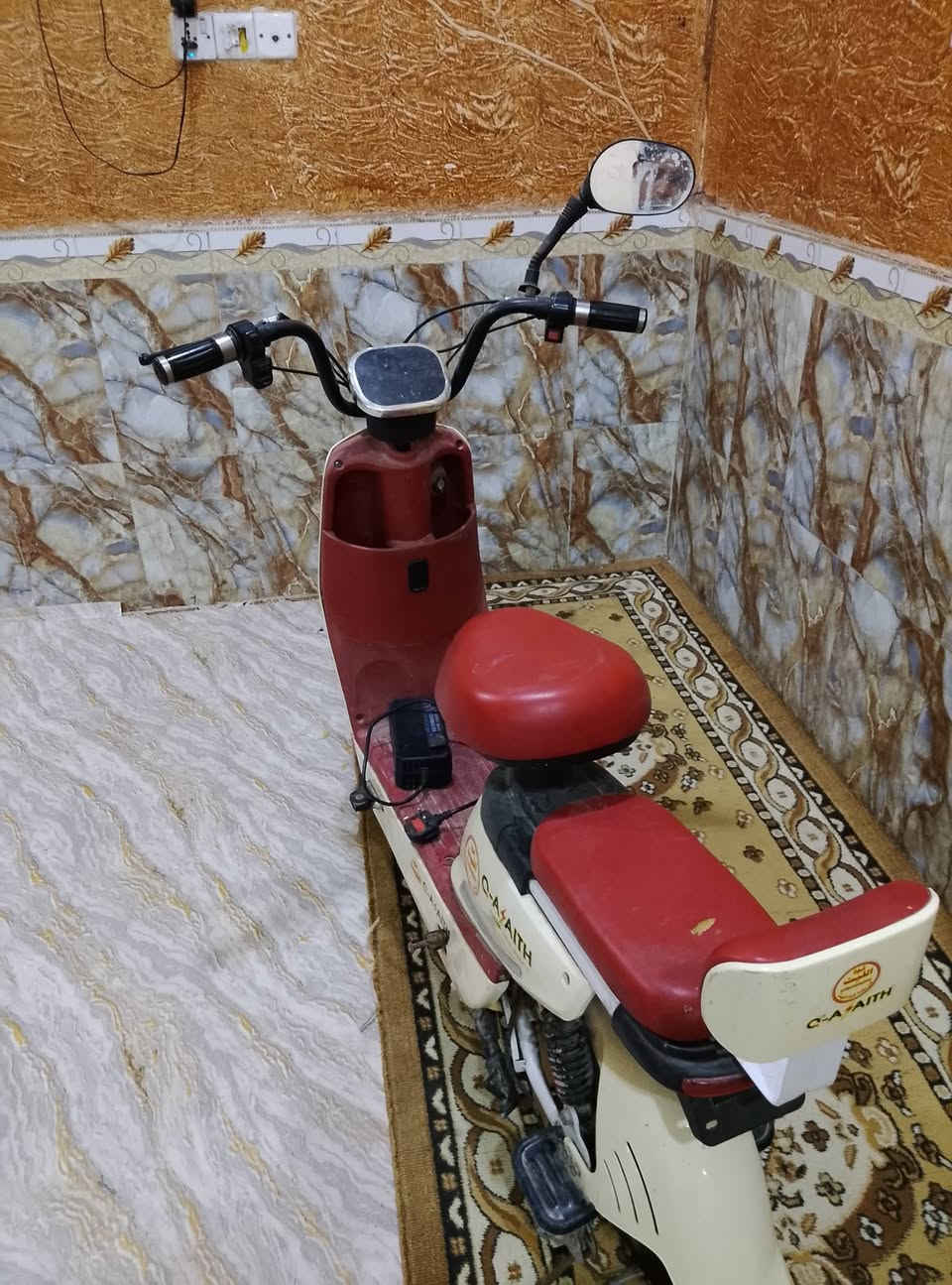 السلام عليكم
دراجه شحن مستعملةقليل 
 للبيع 
موديل راقي  
للحجز  ***********
